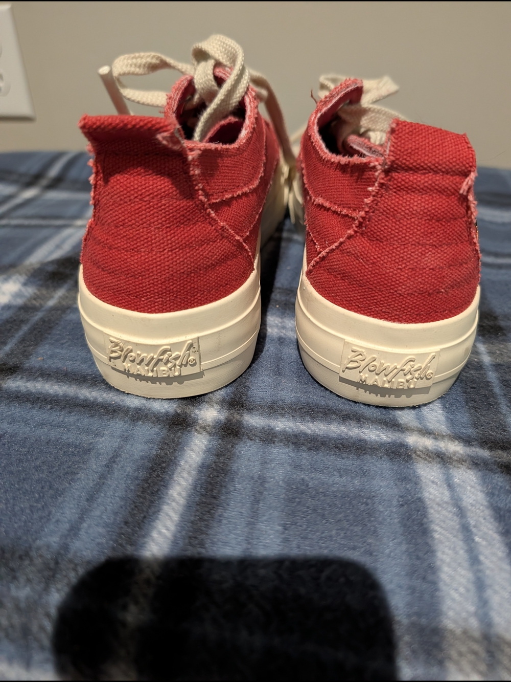 Blowfish Malibu Red Floral Embroidered Canvas Sneakers - Picture 4 of 6